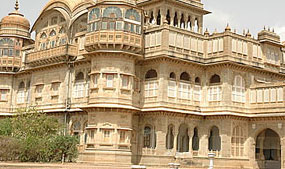 Must See Palaces in India